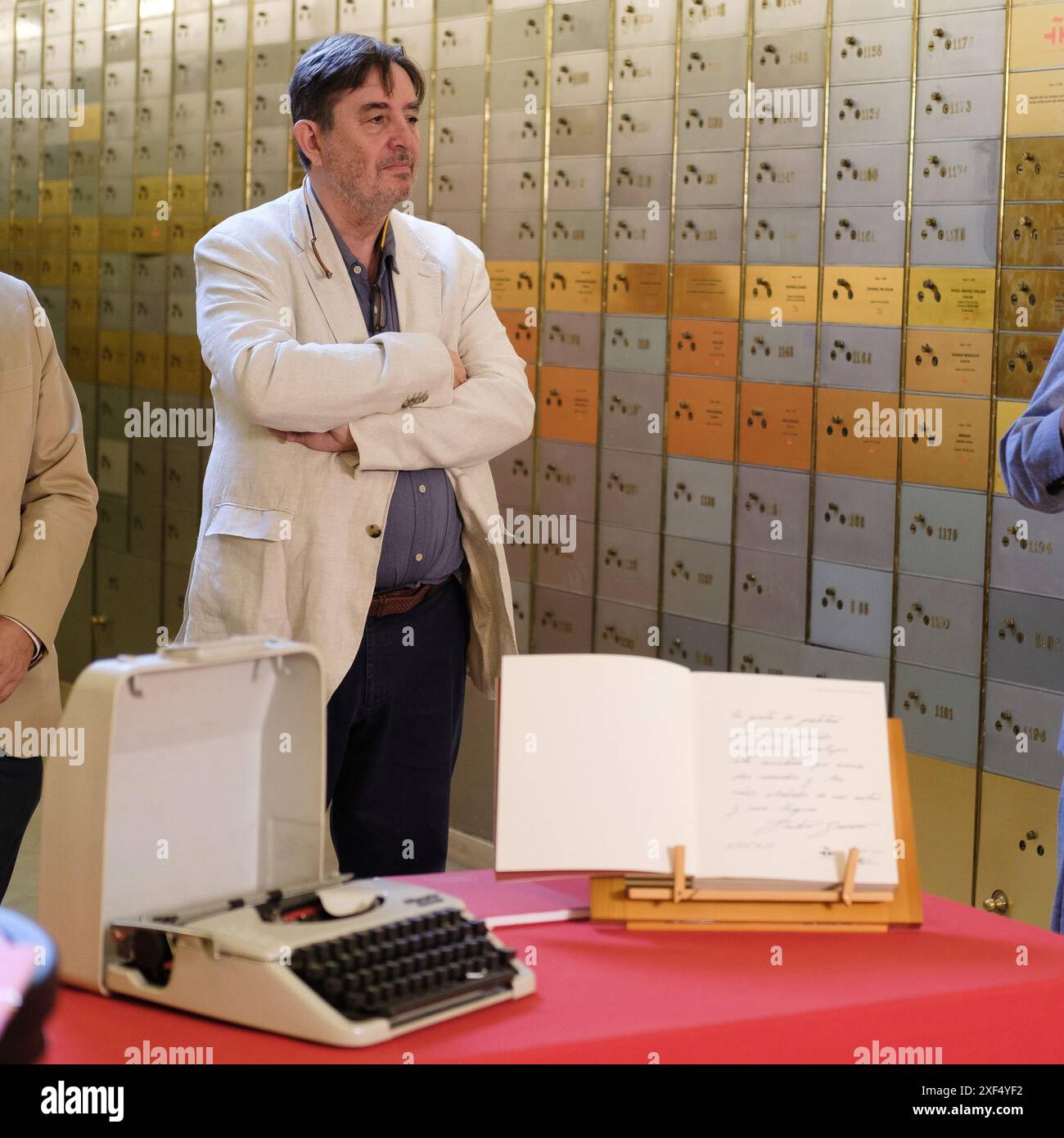 Madrid, Espagne. 01 juillet 2024. Le directeur de Cervantes Luis Garcia Montero lors du legs 'in memoriam' du poète Severo Sarduy à la Caja de las Letras de l'Institut Cervantes, le 1er juillet 2024, à Madrid, Espagne crédit : Sipa USA/Alamy Live News Banque D'Images