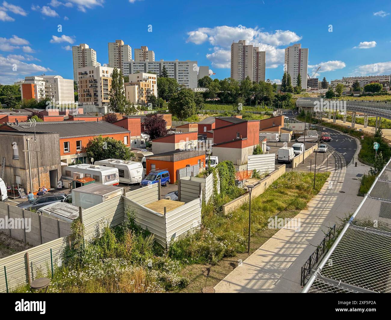 Rosny-sous-bois, France, vue générale, bâtiments, banlieue parisienne, métro ligne 11, Seine Saint Denis transport en commun, vue aérienne sur les routes parisiennes Banque D'Images