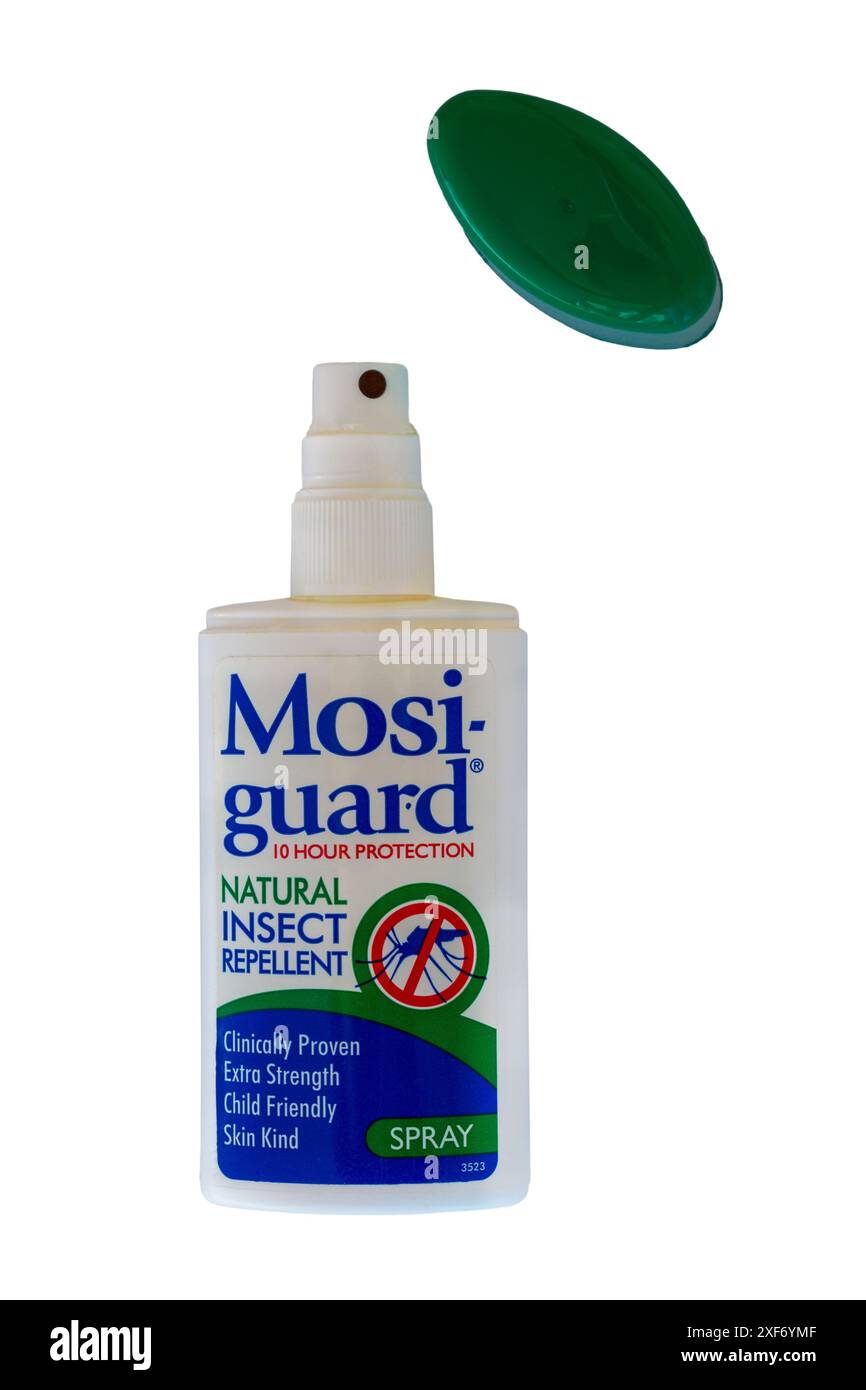 Insectifuge naturel Mosi-Guard avec couvercle enlevé isolé sur fond blanc Banque D'Images