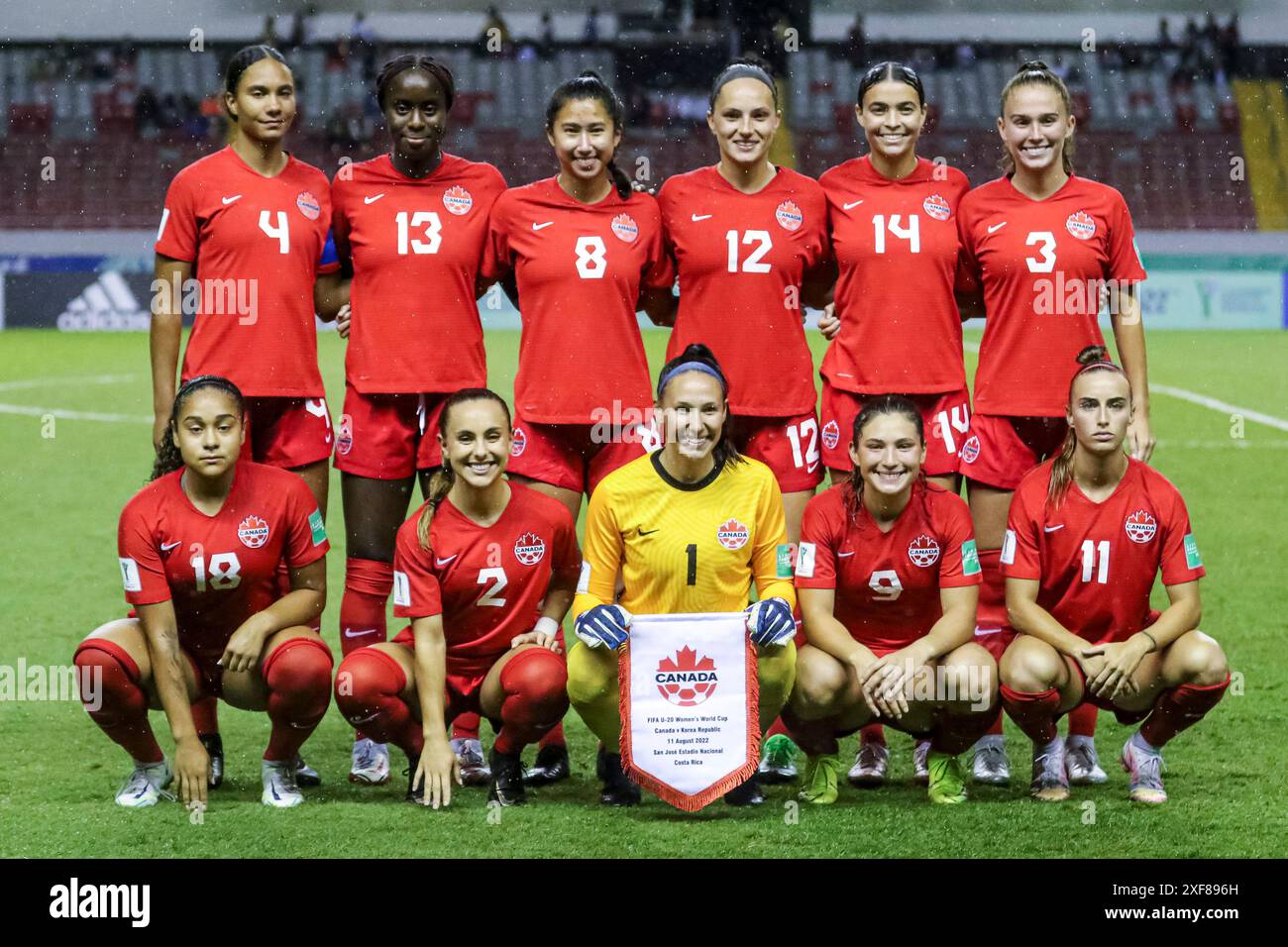 L'équipe du Canada pose pour la photo de l'équipe lors du match de la Coupe du monde féminine U-20 de la FIFA au Costa Rica Canada contre Corée le 10 août 2022 Banque D'Images