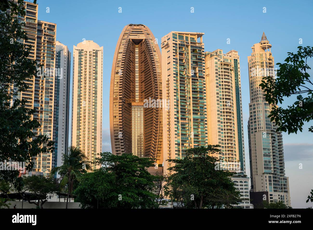 Gratte-ciel de Punta Pacífica avec la tour JW Marriott Panama, Panama, Amérique centrale Banque D'Images