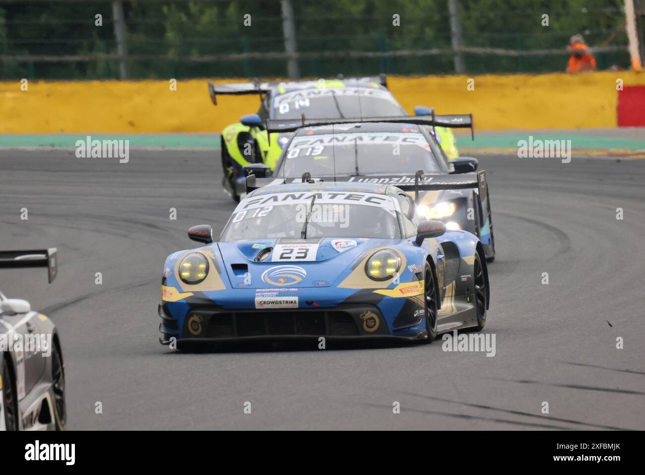 Joel ERIKSSON (SWE) / Jaxon EVANS (NZL) / Thomas PREINING (AUT), Porsche 911 GT3 R (992), Team : Phantom Global Racing (CHN), Motorsport, CrowdStrike 24H of Spa, Belgien, Spa-Francorchamps, 29.06.2024 Foto : Eibner-Pressefoto/Juergen Augst Banque D'Images