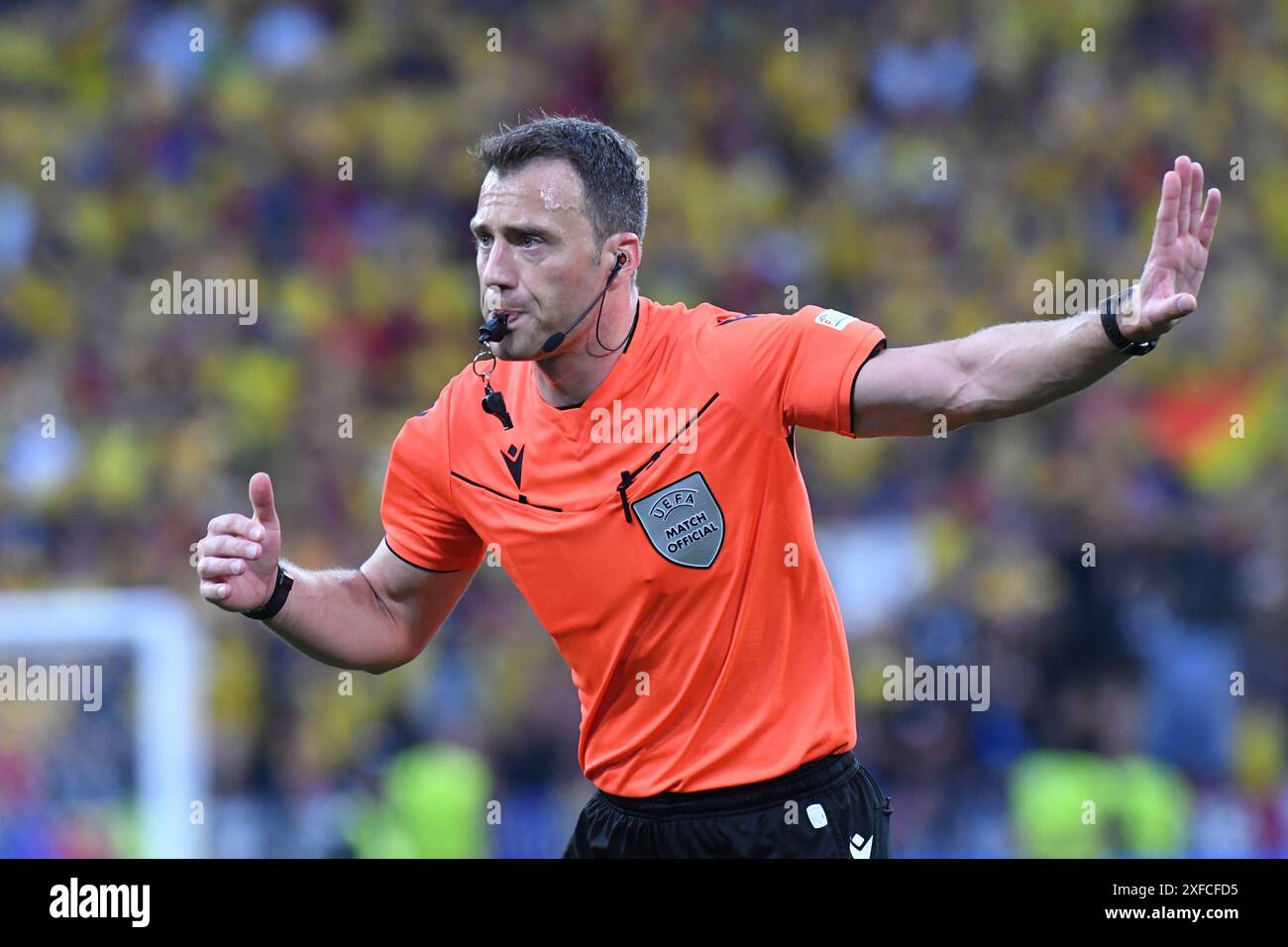 Munich, Allemagne. 02 juillet 2024. MUNICH, ALLEMAGNE - 2 JUILLET : L'arbitre Felix Zwayer de l'Allemagne lors de la manche 16 de l'UEFA EURO 2024 opposant la Roumanie et les pays-Bas à la Munich Football Arena le 2 juillet 2024 à Munich, Allemagne.240702_SEPA_24_085 - 20240702_PD11830 crédit : APA-PictureDesk/Alamy Live News Banque D'Images