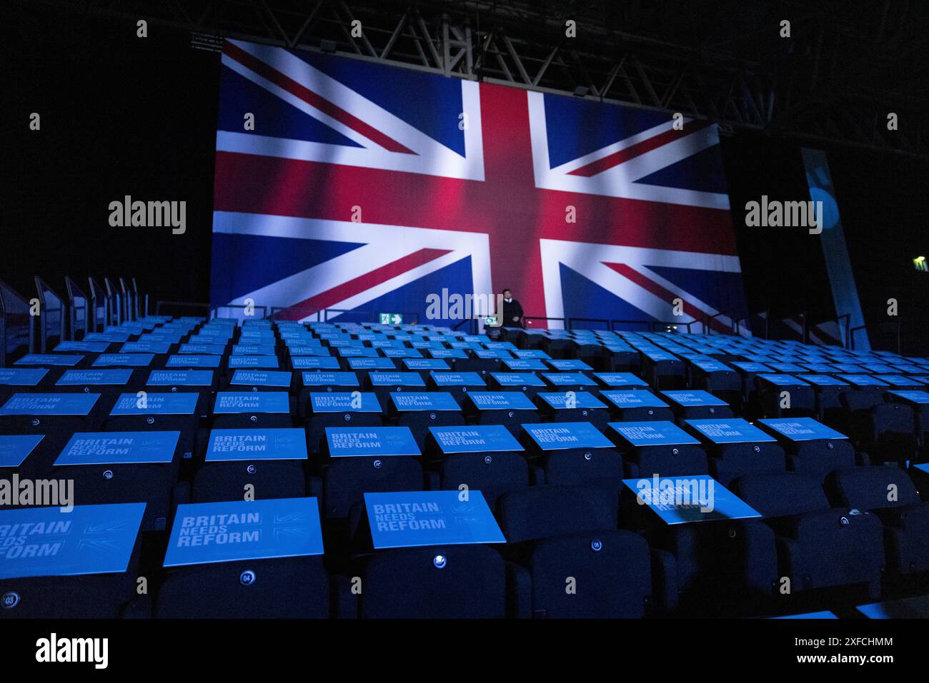 "Rassemblement pour la réforme" au NEC de Birmingham, la plus grande réunion de masse du leader de la réforme britannique de la campagne le dimanche 30 juin 2024 Banque D'Images