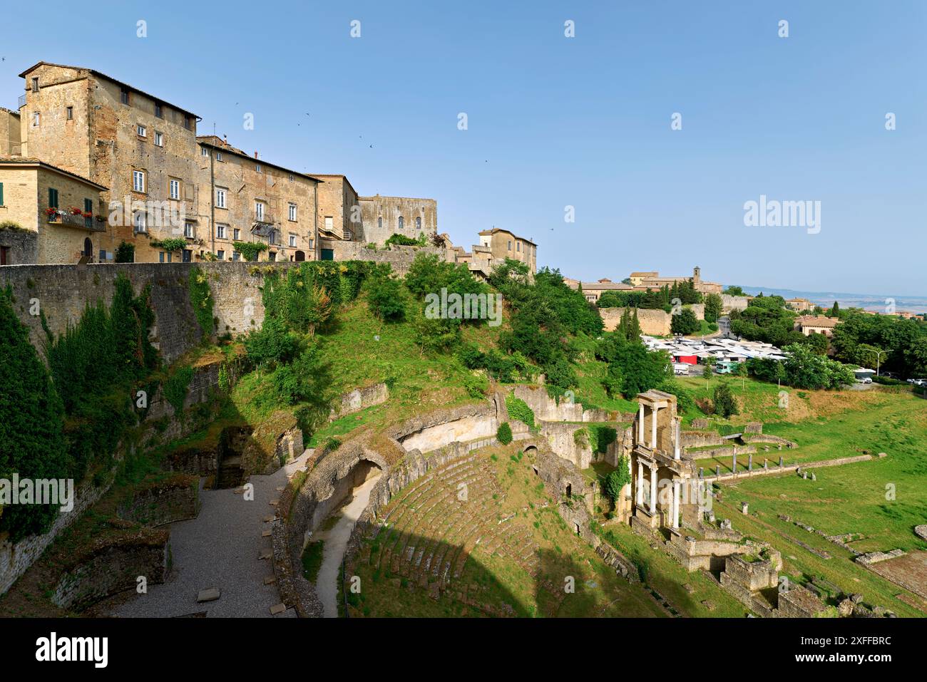 Volterra Toscane Italie. Le théâtre romain Banque D'Images