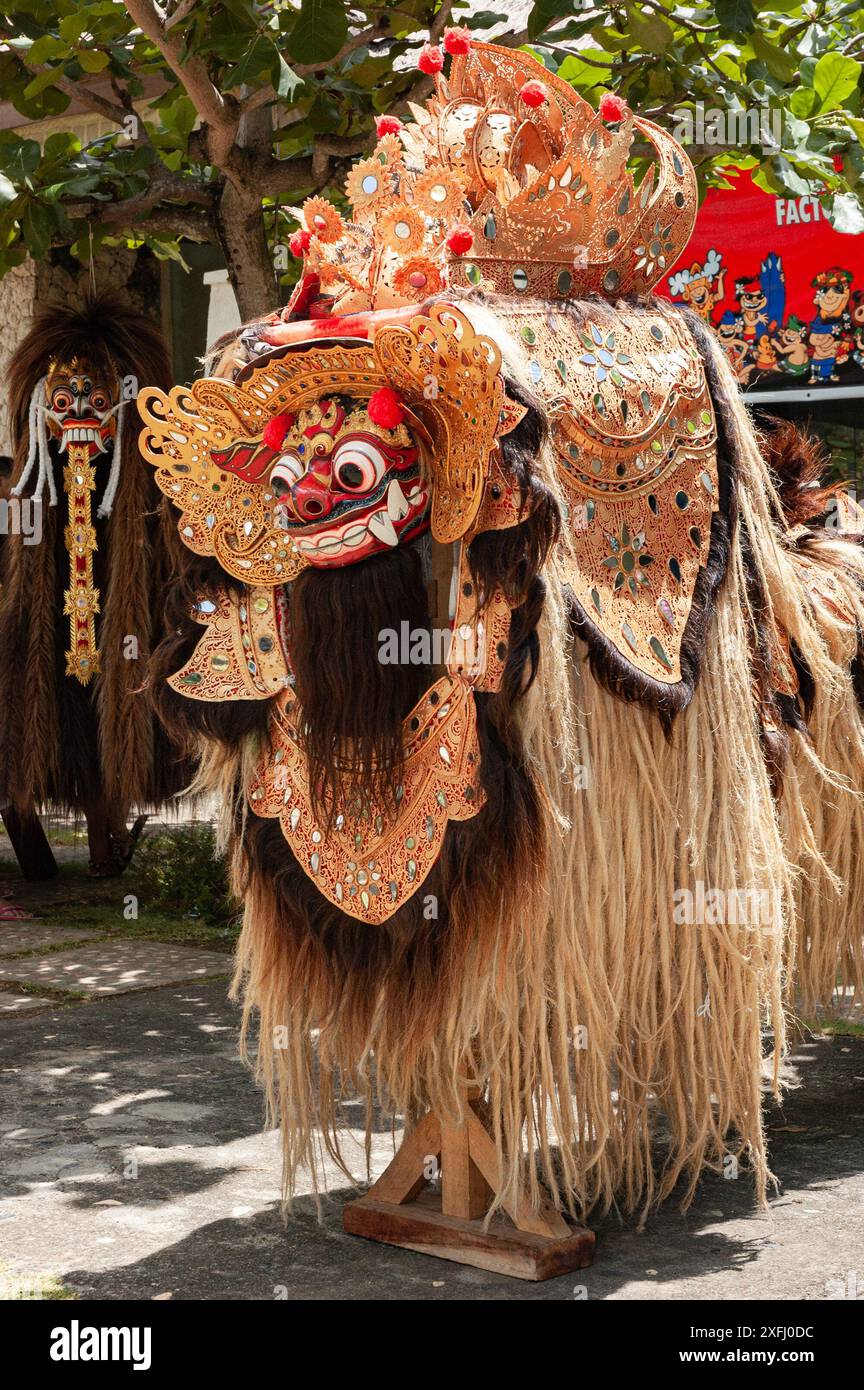 18 novembre 2007, Bali, Indonésie : Barong est exposé devant des maisons de magasins. Banque D'Images