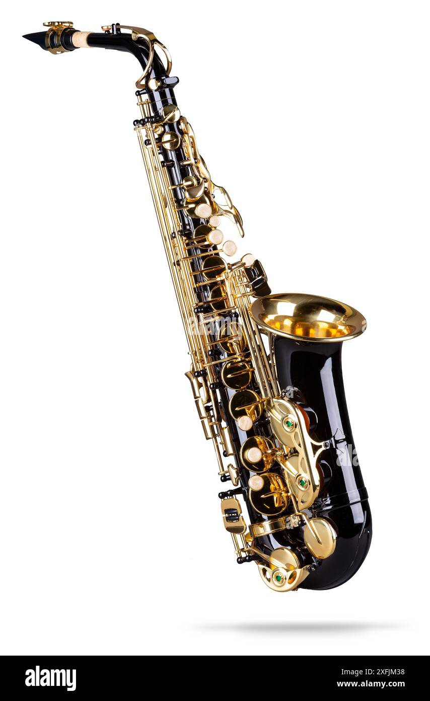 instrument de musique saxophone alto en métal brillant noir doré isolé sur fond blanc. concept de musique jazz en laiton Banque D'Images