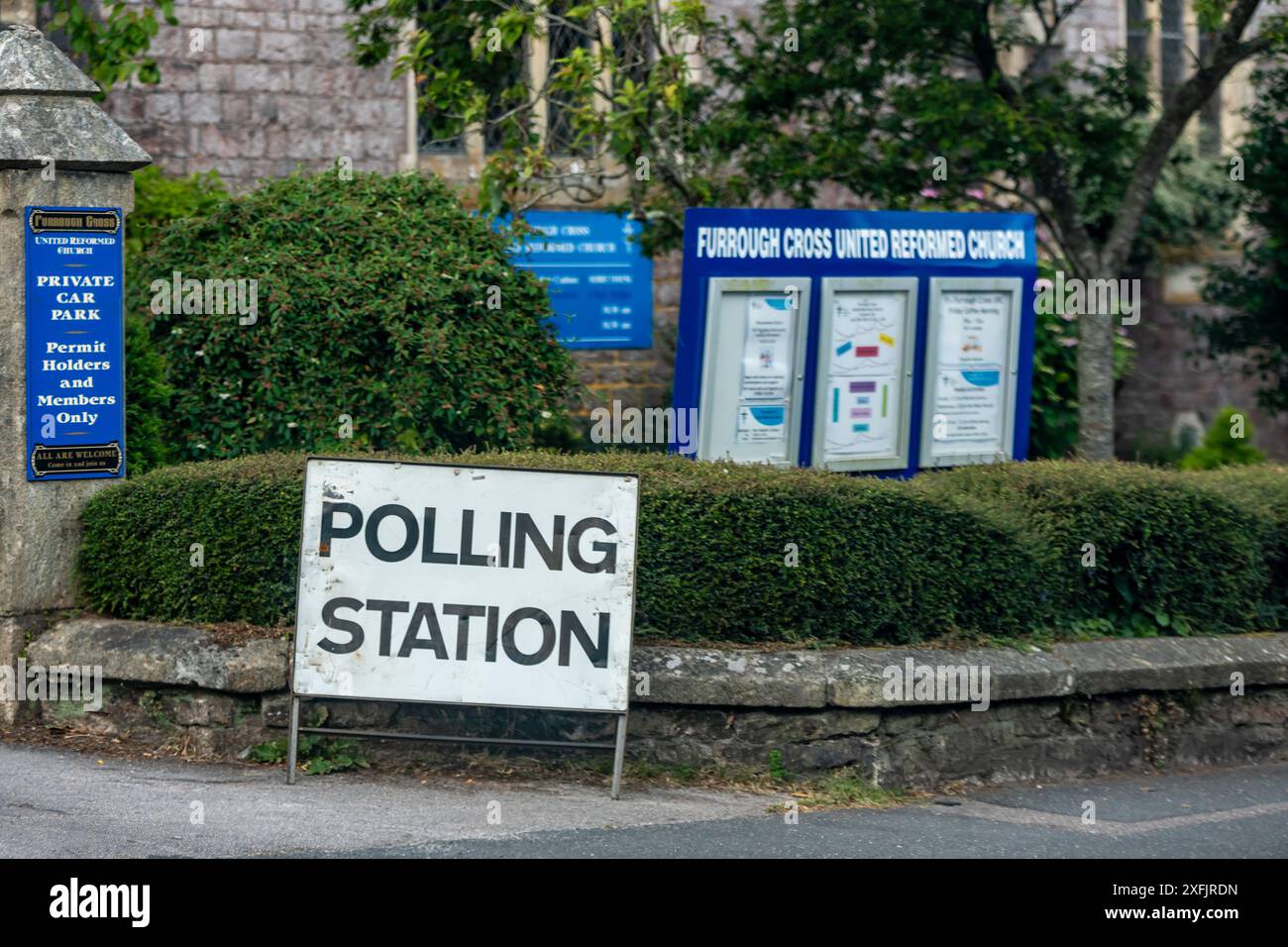 Torquay, Royaume-Uni. 4 juillet 2024. Des bureaux de vote ouvrent à Torquay lors des élections générales britanniques. Crédit : Thomas Faull/Alamy Live News Banque D'Images