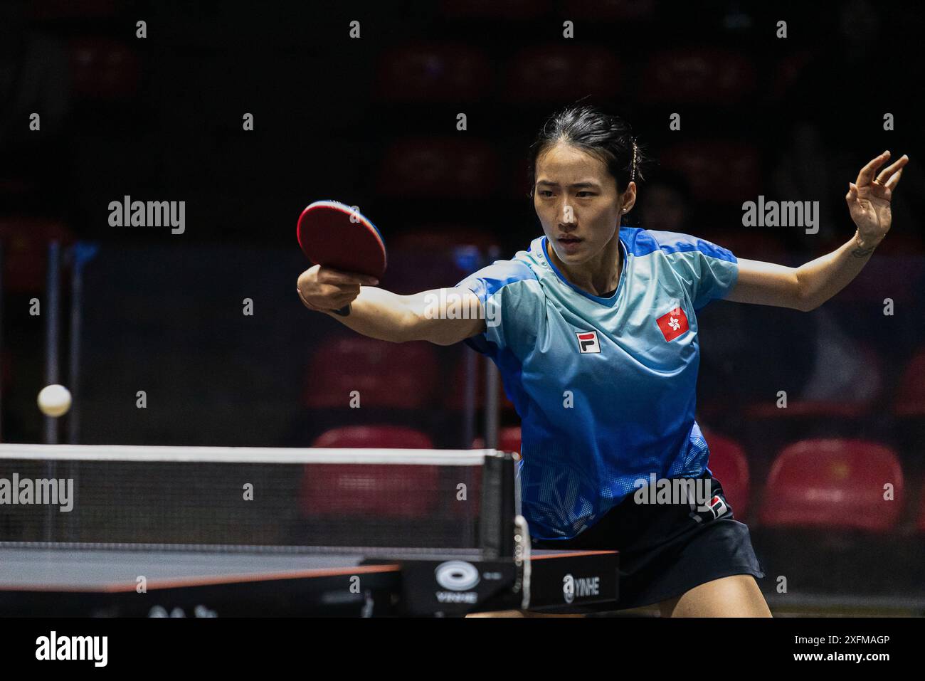 Bangkok, Thaïlande. 04 juillet 2024. Zhu Chengzhu de Hong Kong joue contre Chen Szu-Yu de Taipei chinois (non représenté sur la photo) lors de la ronde unique de tennis de table féminine de 64 dans le concours World Tennis Star Bangkok 2024 au stade Huamark Indoor Stadium. Chen Szu-Yu a remporté Zhu Chengzhu 3-1 (11:9, 11:9, 6:11, 11:6,) (photo de Peerapon Boonyakiat/SOPA image/Sipa USA) crédit : Sipa US/Alamy Live News Banque D'Images
