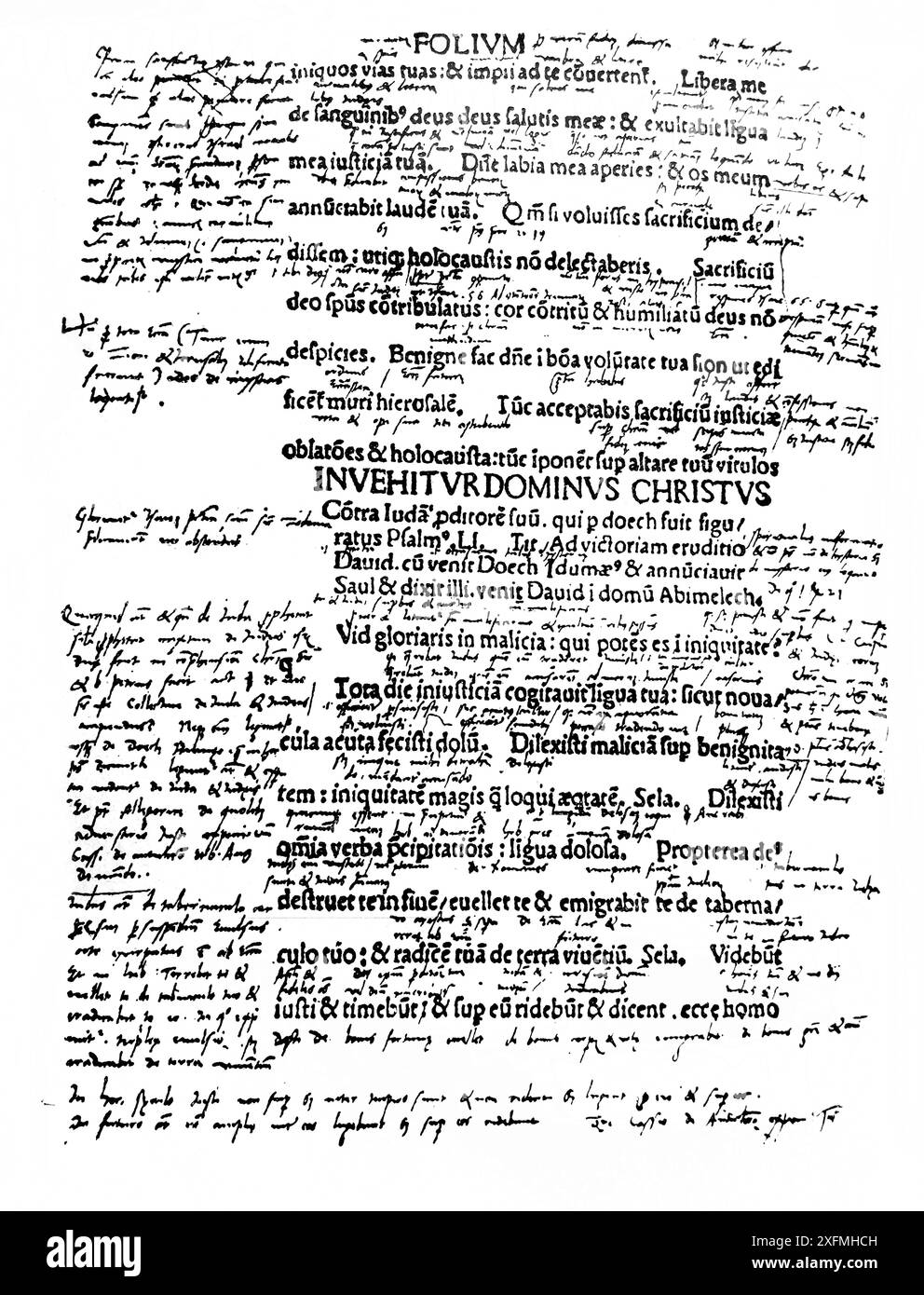 Texte latin tiré d'une page du Psautier de Luther avec des notes courantes à Wolfenbuttel tiré du Livre de la vie de Luther Banque D'Images