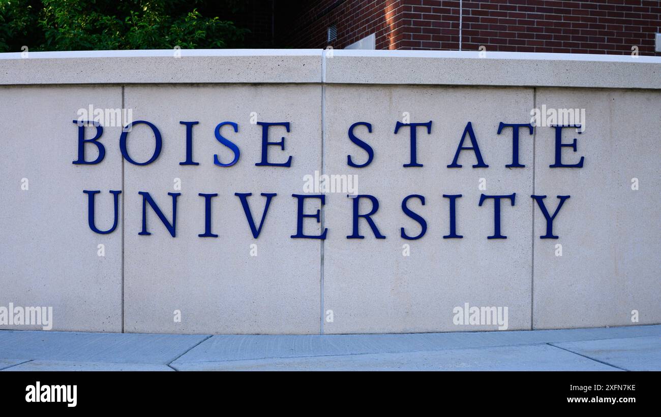 Boise, UD, États-Unis - 10 juin 2024 ; signe sur le mur dans le texte de l'Université d'État de Boise dans l'Idaho Banque D'Images