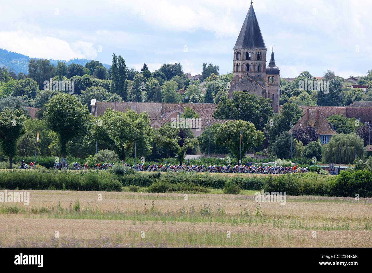 DIJON, FRANCE - 04 JUILLET : lors de l'étape 6 de la 111ème édition du Tour de France 2024, une étape de 163,5 kms avec départ à Mâcon et arrivée à Dijon le 04 juillet 2024 à Dijon, France, 04/07/2024 ( photo by Jan de Meuleneir / photo News Banque D'Images