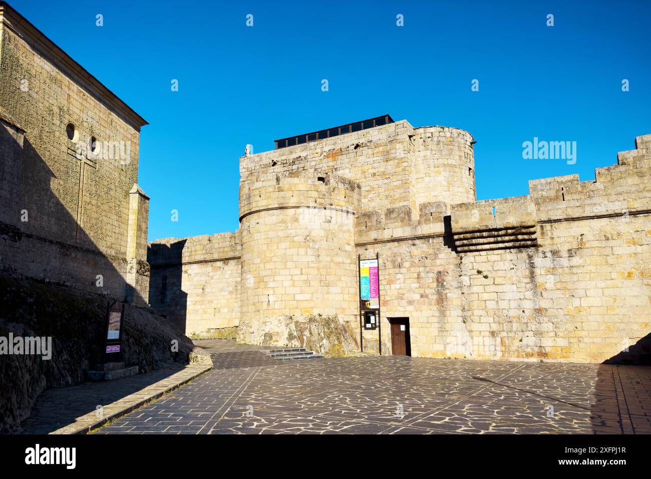 Puebla de Sanabria à Zamora, Castille et Leon, Espagne. Photo de haute qualité Banque D'Images