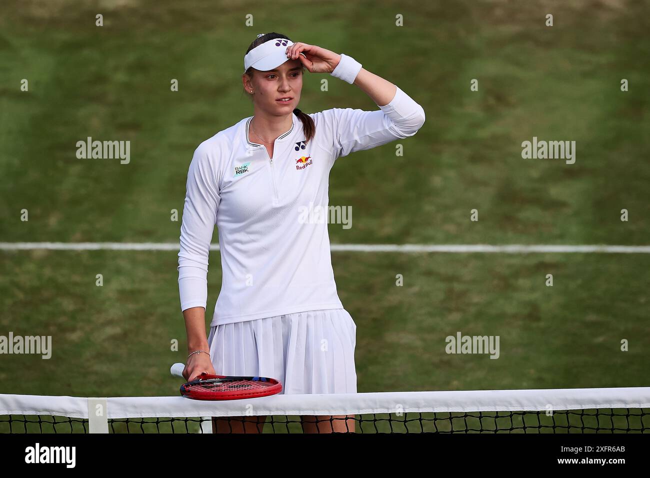 Londres, Londres, Grande-Bretagne. 4 juillet 2024. Elena Rybakina (KAZ) célèbre la victoire lors des Championnats de Wimbledon (image crédit : © Mathias Schulz/ZUMA Press Wire) USAGE ÉDITORIAL SEULEMENT! Non destiné à UN USAGE commercial ! Banque D'Images