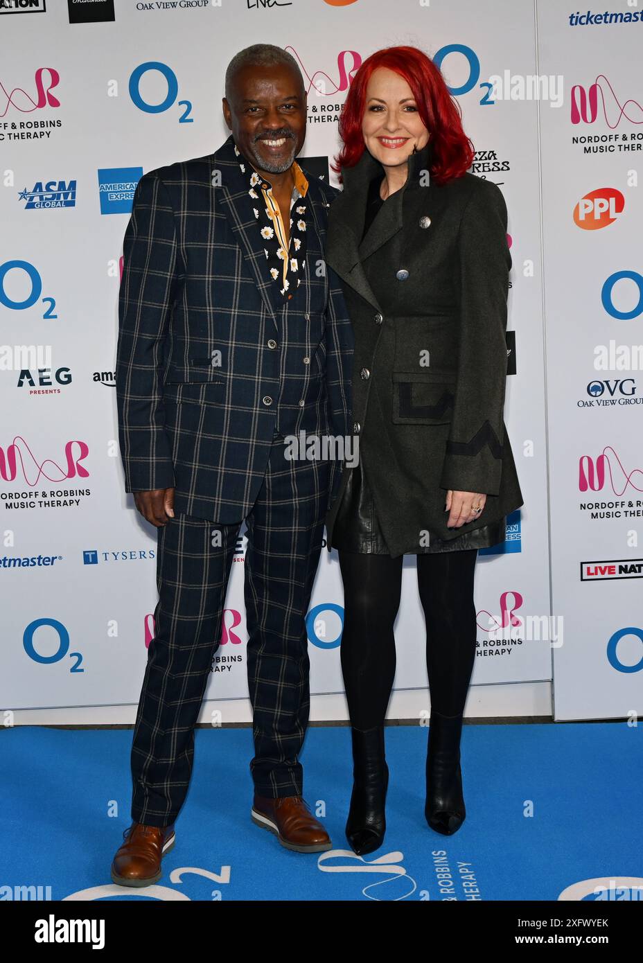 LONDRES, ROYAUME-UNI. 5 juillet 2024. David et Carrie Grant assistent aux Nordoff et Robbins O2 Silver clefs Awards 2024, un événement annuel prestigieux organisé par la plus grande association caritative de musicothérapie du Royaume-Uni, Nordoff et Robbins, au JW Marriott Grosvenor House, à Londres, au Royaume-Uni. Crédit : Voir Li/Picture Capital/Alamy Live News Banque D'Images