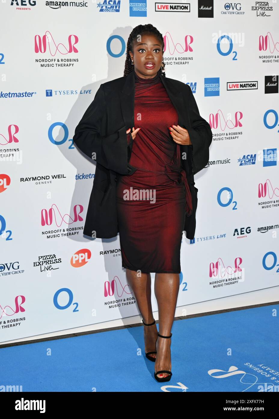 LONDRES, ROYAUME-UNI. 5 juillet 2024. Clara Amfo assiste aux Nordoff et Robbins O2 Silver clefs Awards 2024, un événement annuel prestigieux organisé par la plus grande association caritative de musicothérapie du Royaume-Uni Nordoff et Robbins au JW Marriott Grosvenor House, Londres, Royaume-Uni. Crédit : Voir Li/Picture Capital/Alamy Live News Banque D'Images