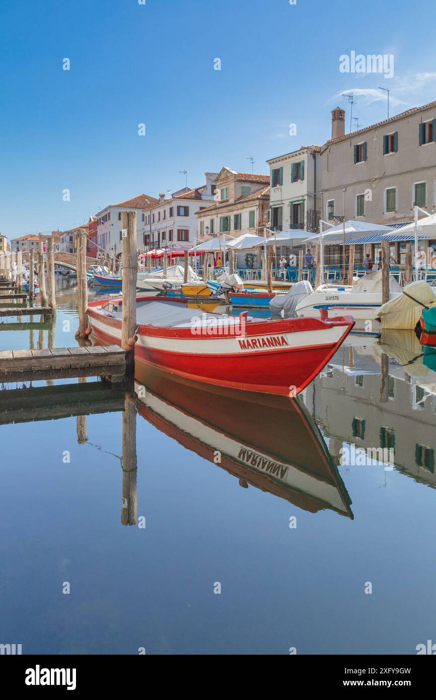 Le canal Vena, Chioggia, municipalité de la ville métropolitaine de Venise, Vénétie, Italie Banque D'Images