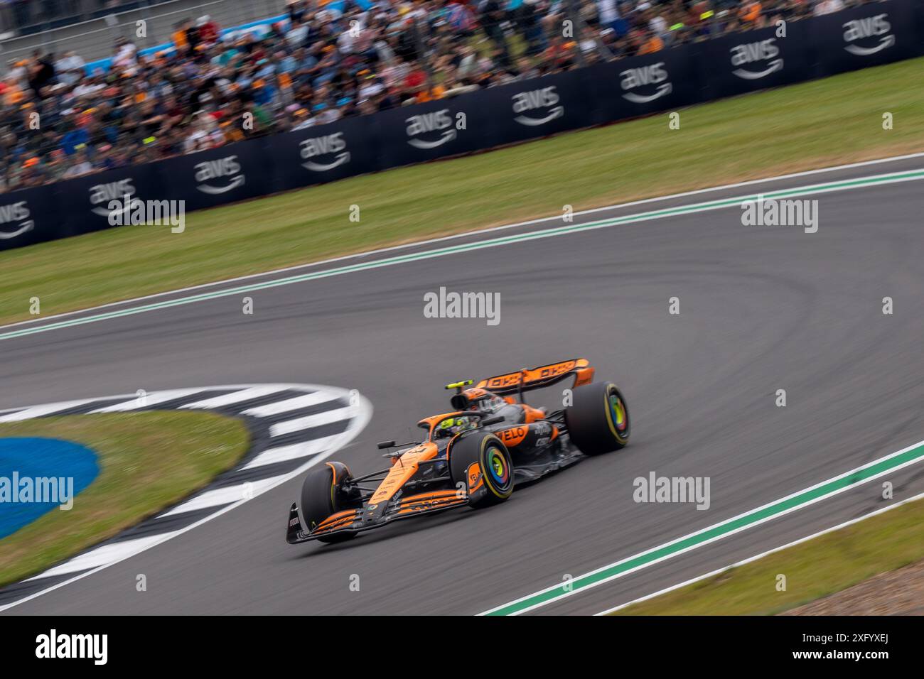 Silverstone (Towcester), Royaume-Uni, 05 Juil 2024, Lando Norris obtient le haut de la table lors des essais libres 2 au Grand Prix de Grande-Bretagne. Crédit : Christopher Neve/Alamy Live News Banque D'Images