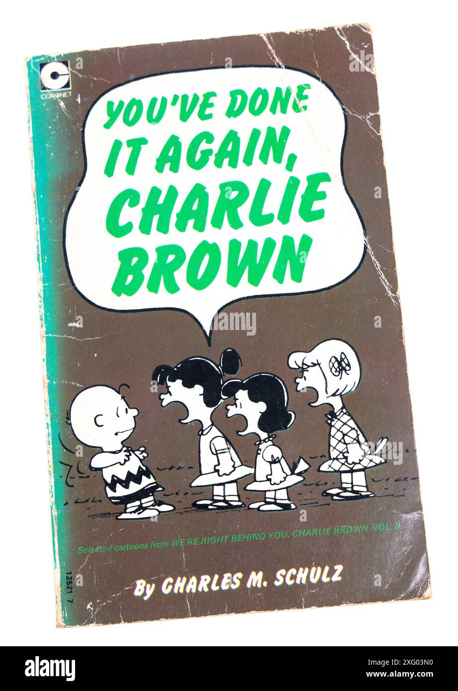 Charlie Brown Peanuts livre par Charles M. Schulz, l couverture de livre de poche Banque D'Images