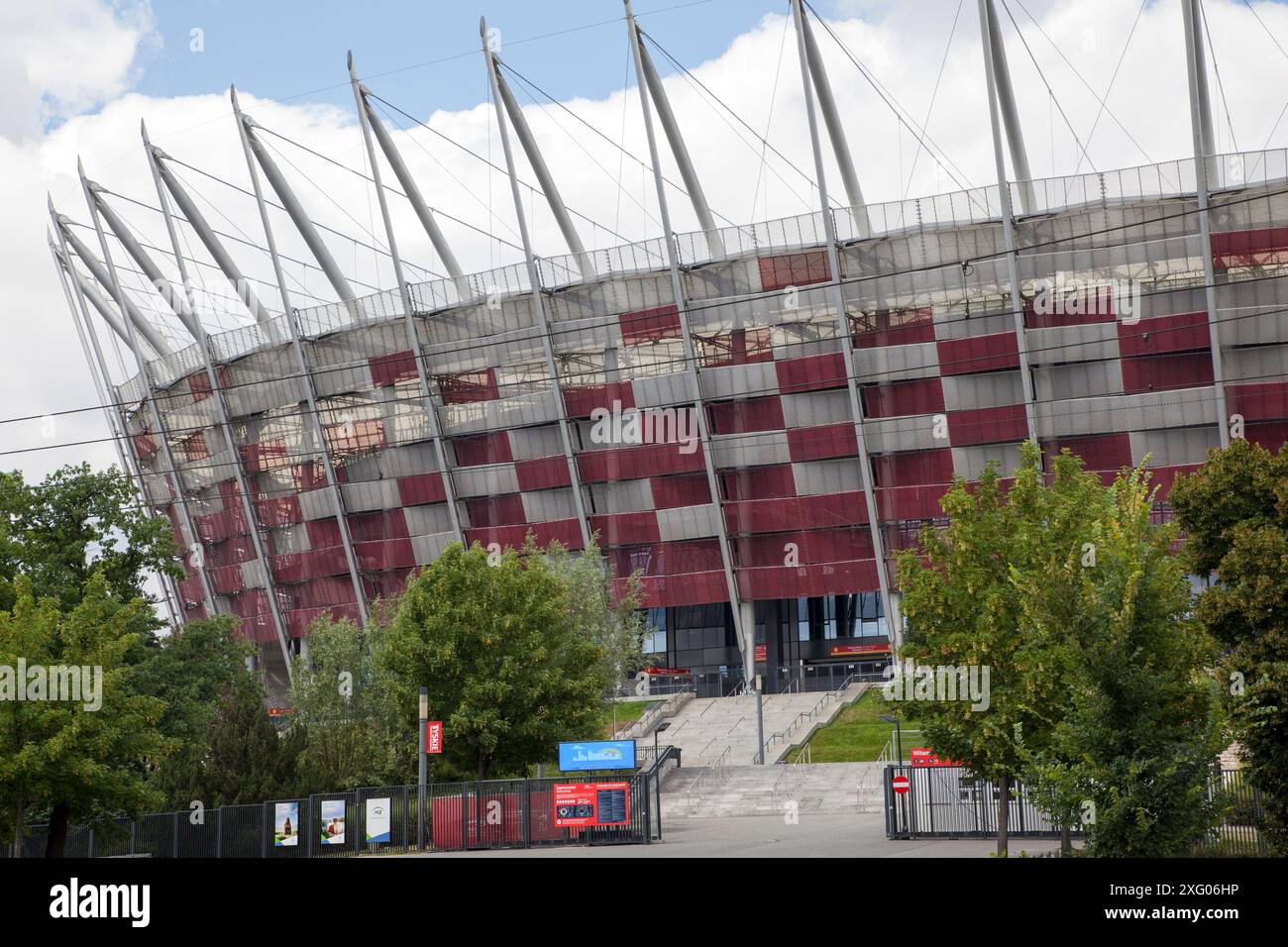 PGE Narodowy (stade national Kazimierz Górski) par les architectes Volkwin Marg, Hubert Nienhoff, Knut Stockhusen Banque D'Images