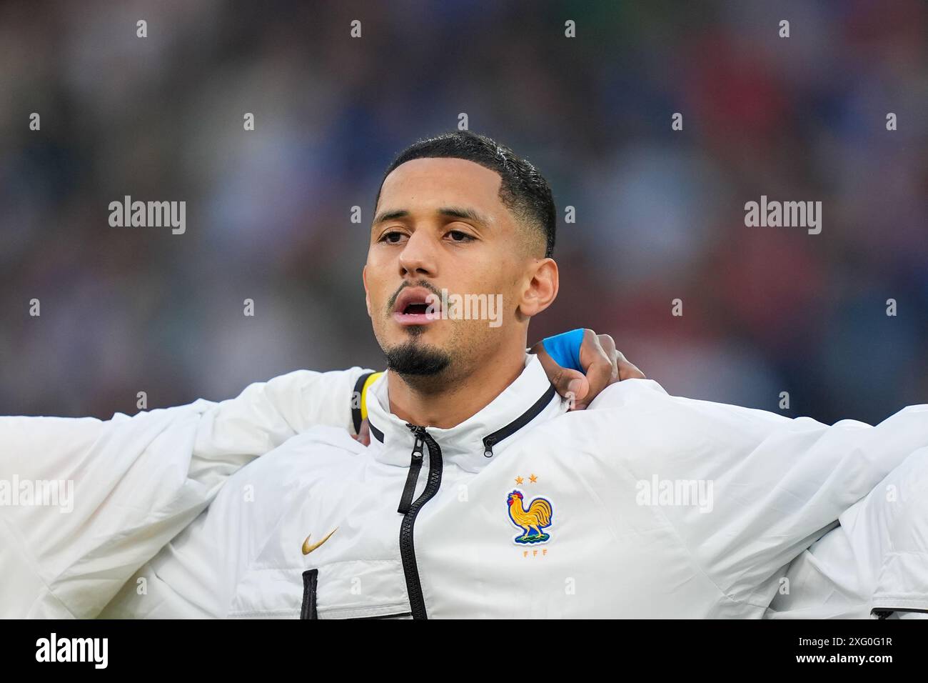 Hambourg, Allemagne. 5 juillet 2024. William Saliba de France lors du match Portugal - France UEFA Euro 2024 quart de finale au Volksparkstadion Hambourg le 5 juillet 2024. (Photo par : Dimitrije Vasiljevic) crédit : Dimitrije Vasiljevic/Alamy Live News Banque D'Images