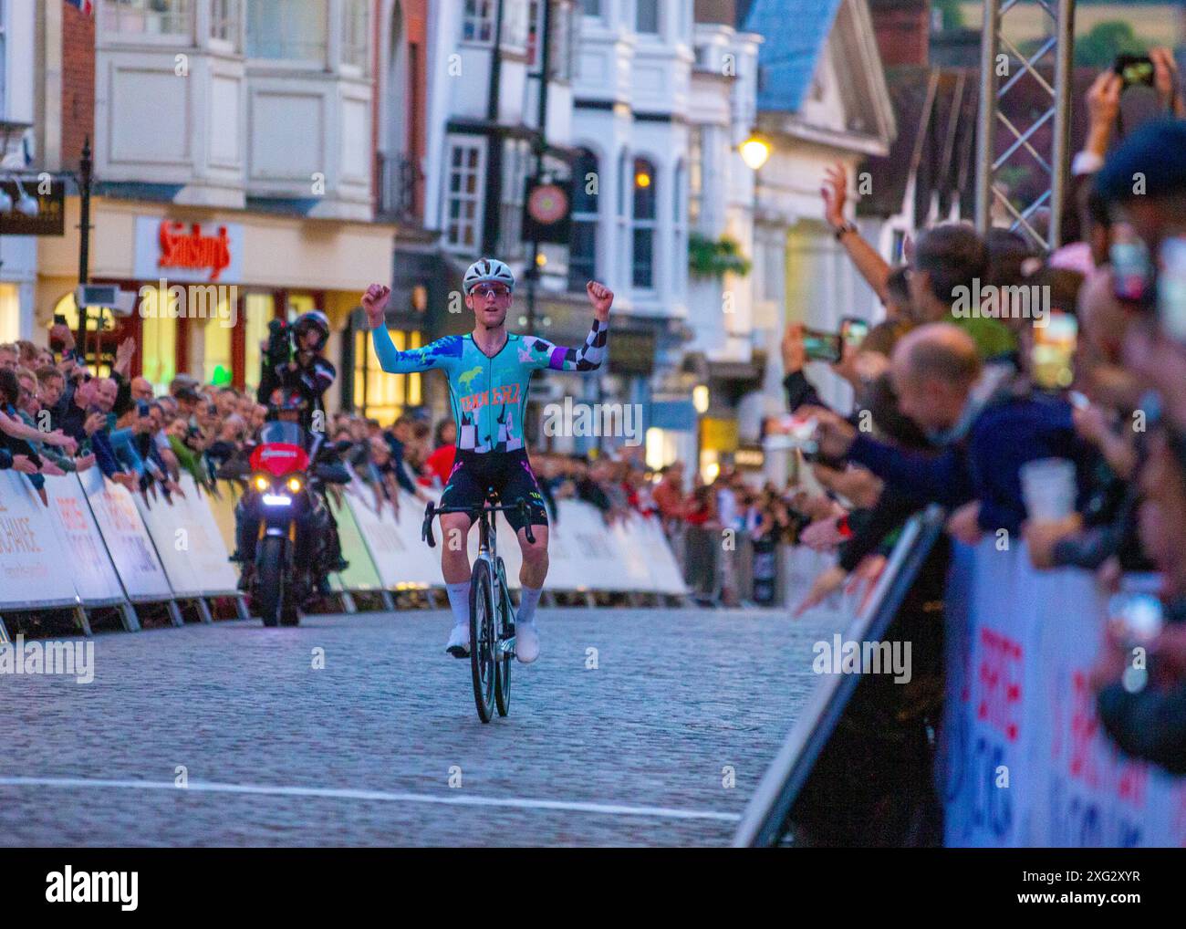 Robert Scott de TEKKERZ CC remportant la victoire en solo aux Guildford Crits, Angleterre, 3 juillet 2024, Credit:Chris Wallis/Alamy Live News Banque D'Images