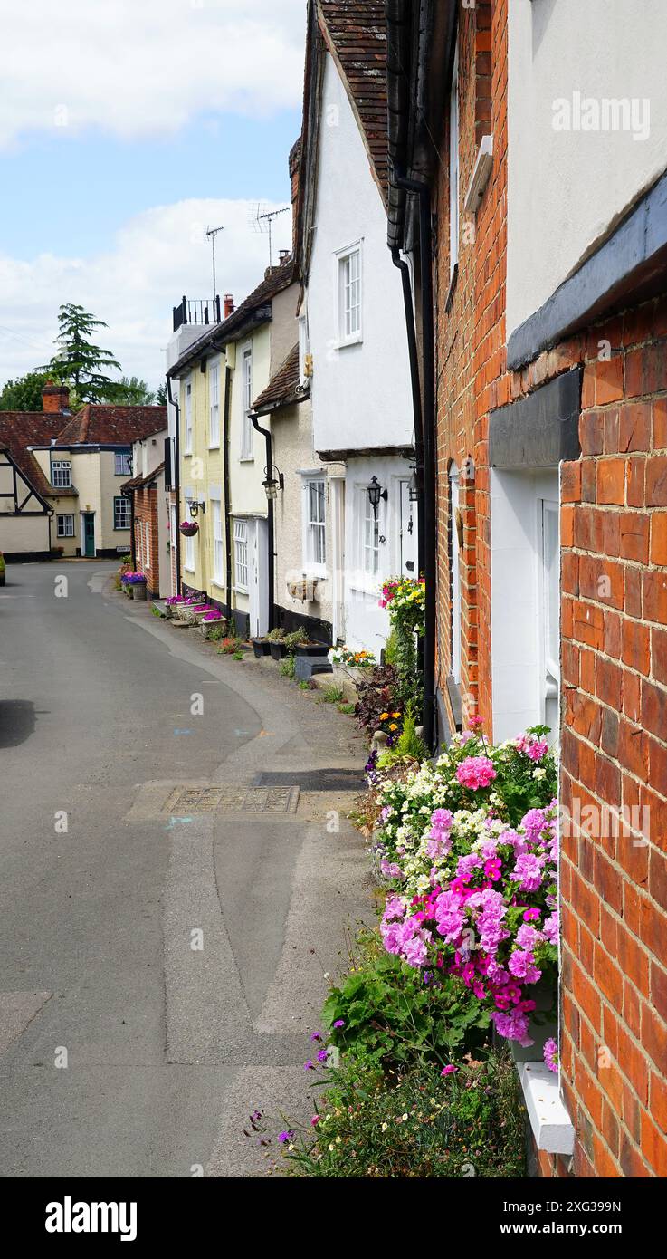 Maisons d'époque dans les étangs de l'église, Castle Hedingham Banque D'Images