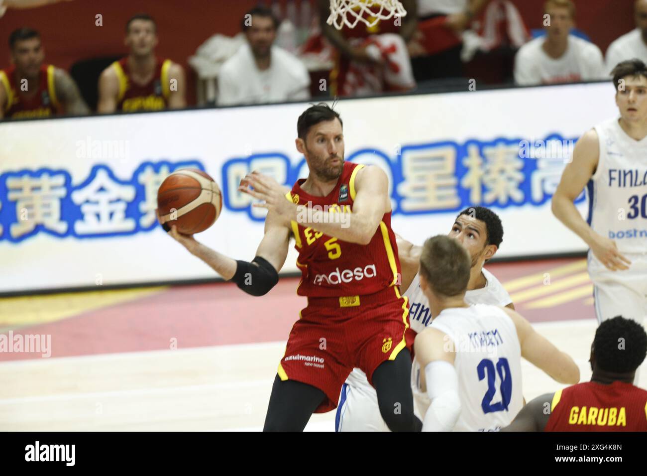 Valencia, Espagne. 6 juillet 2024. Rudy Fernandez en action lors du match des demi-finales du tournoi de qualification olympique entre la Finlande et l'Espagne au Pabellon Fuente de San Luis, crédit Eduardo Ripoll. Banque D'Images