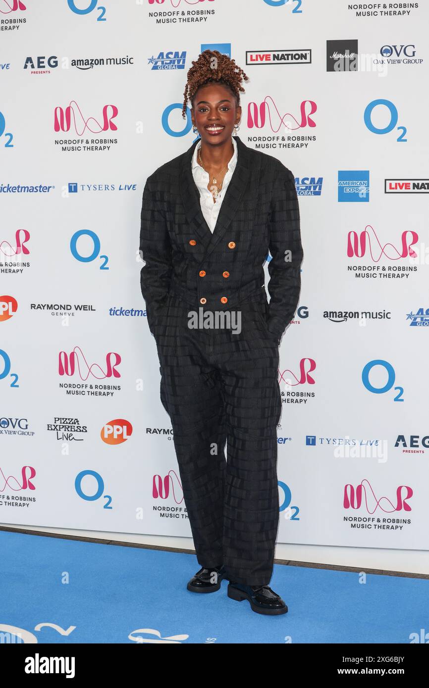 Londres, Royaume-Uni. 05 juillet 2024. Cat Burns assisté aux Nordoff et Robbins O2 Silver clef Awards à l'hôtel Grosvenor House à Londres. (Photo de Brett Cove/SOPA images/SIPA USA) crédit : SIPA USA/Alamy Live News Banque D'Images