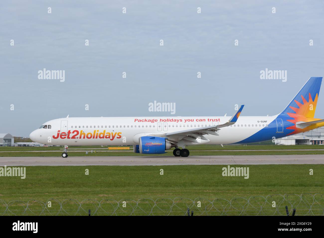 Jet 2 Boeing 757 à l'aéroport de Manchester Banque D'Images