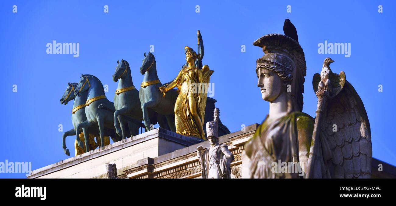 FRANCE. PARIS (75) ART ROMAIN COMMANDÉ PAR NAPOLÉON BONAPARTE, AU SOMMET DE L'ARC DE TRIOMPHE DU CARROUSEL Banque D'Images