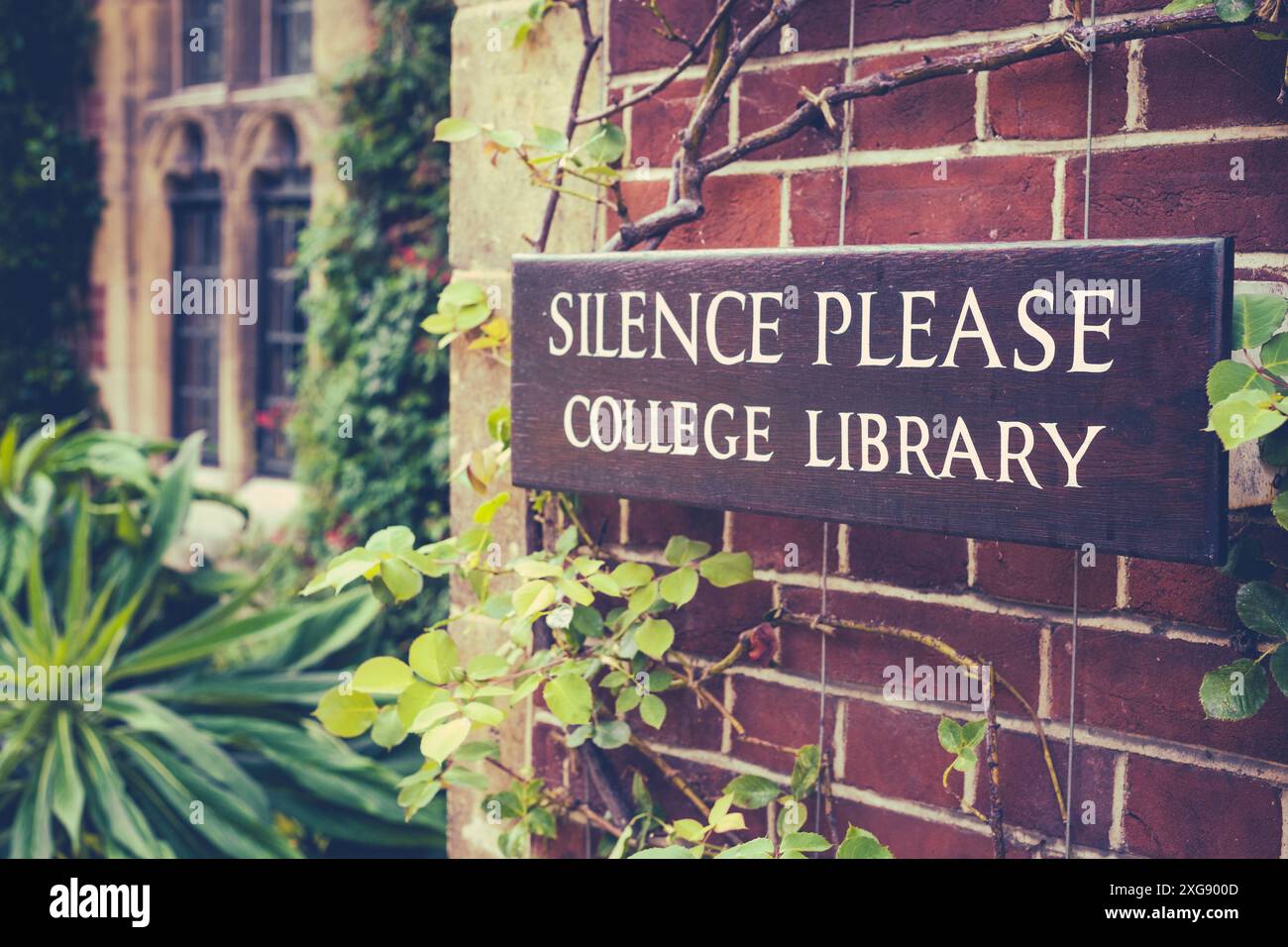 A silence Please, College Library signe dans une université d'élite au Royaume-Uni Banque D'Images