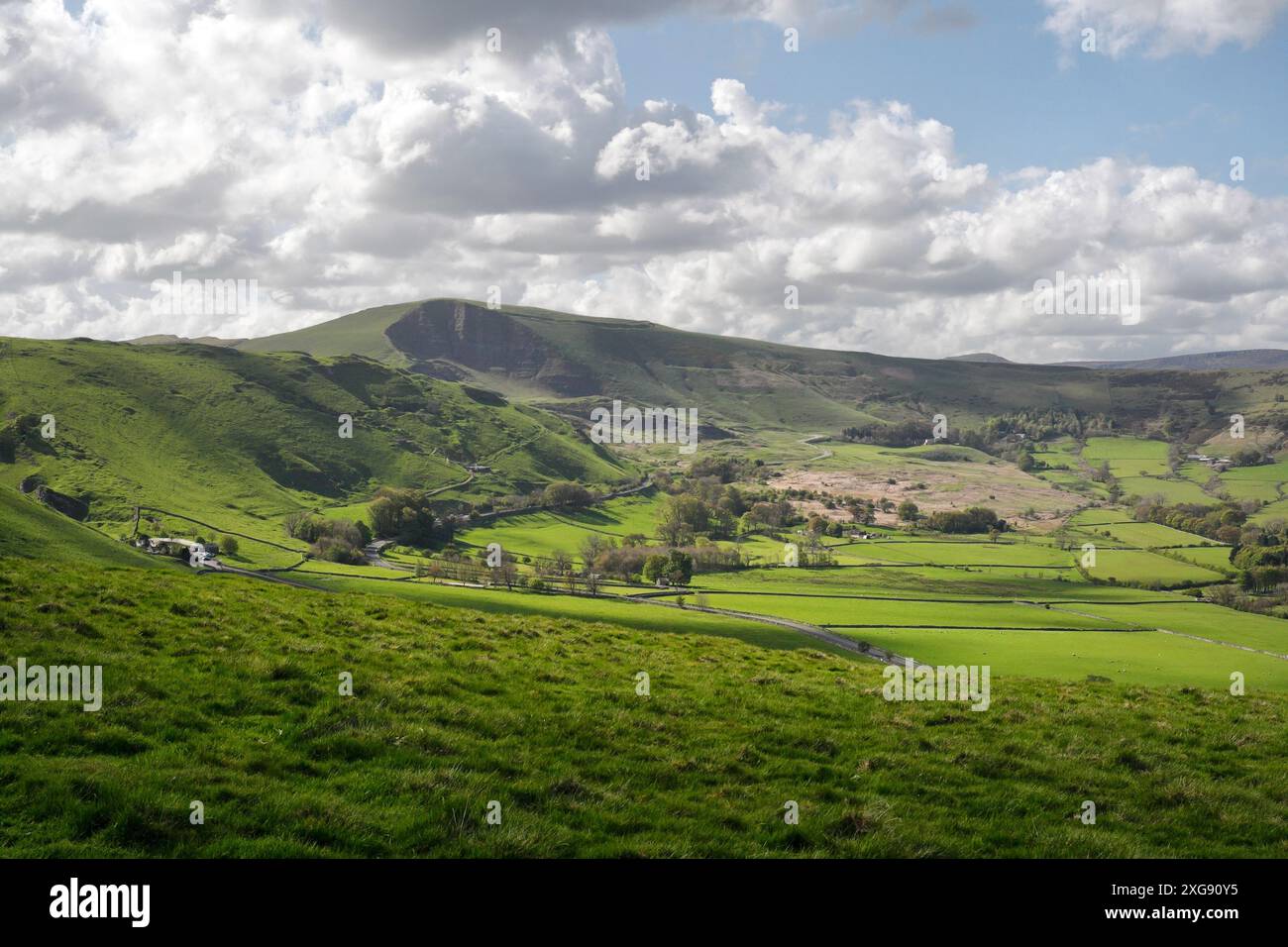 MAM Tor, Hope Valley. Castleton, Derbyshire Peak District paysage, Angleterre campagne britannique parc national anglais Pennine Hills Banque D'Images