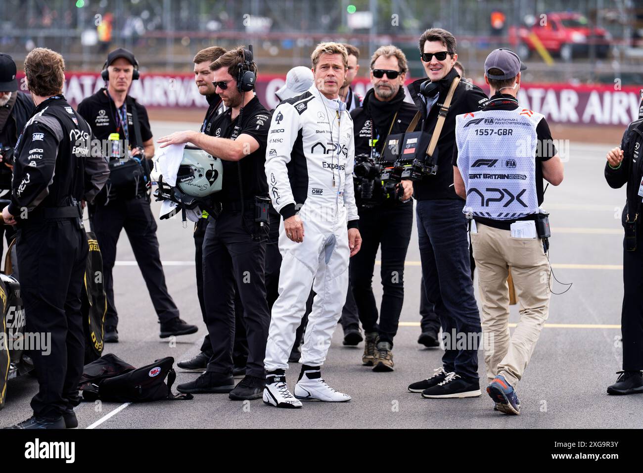 Silverstone, Royaume-Uni. 07 juillet 2024. Brad Pitt (USA) acteur filmant le film F1, pendant la course le jour 4, dimanche 7 juillet 2024 du Grand prix britannique de formule 1 qatar Airways 2024, prévu sur le circuit de silverstone du 5 au 7 juillet 2024. (Photo de Alessio de Marco/Sipa USA) crédit : Sipa USA/Alamy Live News Banque D'Images