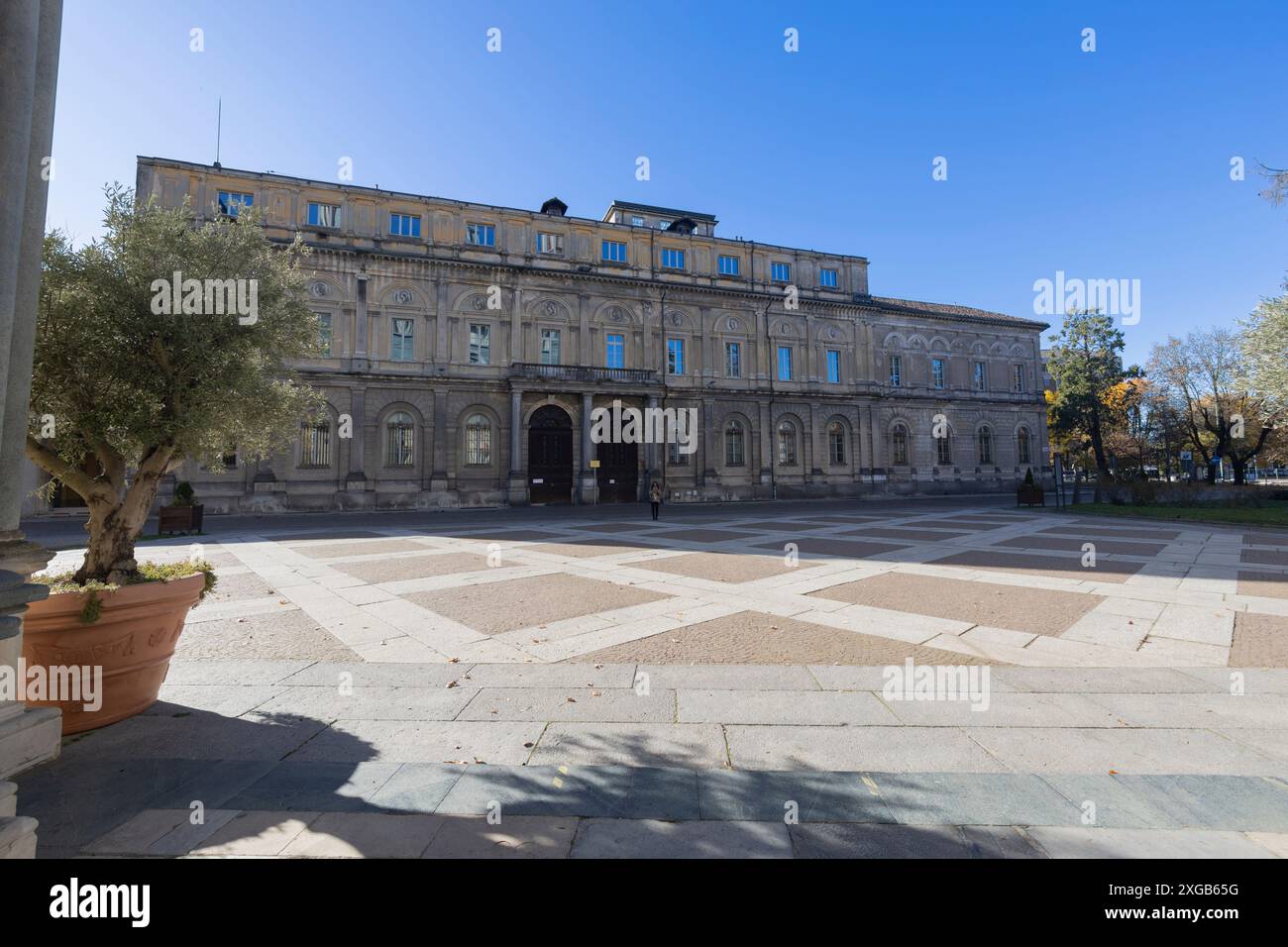 VERCELLI, ITALIE 25 NOVEMBRE 2023 - L'ancien hôpital majeur de Saint'Andrew (Sant'Andrea) à Vercelli, Piémont, Italie Banque D'Images