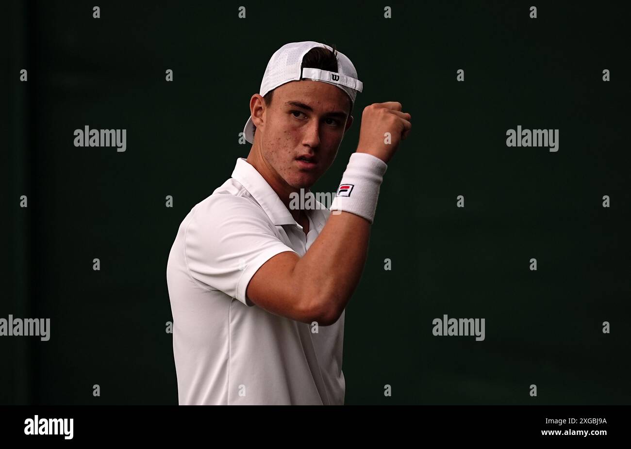 Oliver Bonding en action le huitième jour des Championnats de Wimbledon 2024 au All England Lawn Tennis and Croquet Club, Londres. Date de la photo : lundi 8 juillet 2024. Banque D'Images