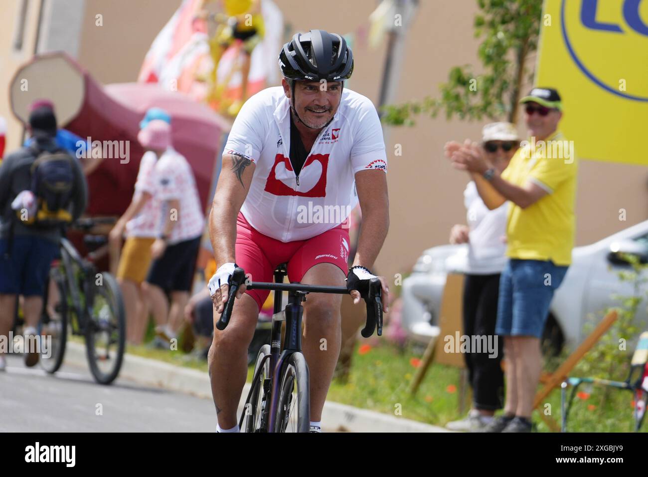 Richard Virenque, cycliste en soutien à Mécénat chirurgie cardiaque lors du Tour de France 2024, étape 7, contre-la-montre individuel, nuits-Saint-Georges - Gevrey-Chambertin (25,3 km) le 5 juillet 2024 à Gevrey-Chambertin, France - photo Laurent Lairys / DPPI Banque D'Images