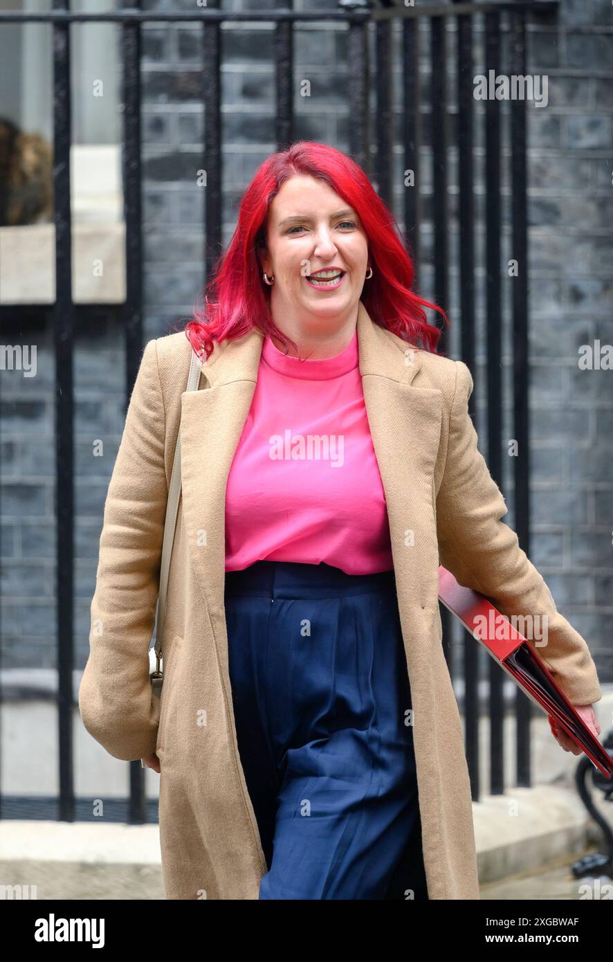 Louise Haigh députée - secrétaire d'État aux Transports - quittant le 10 Downing Street après la première réunion du Cabinet de Keir Starmer en tant que premier ministre. 7 juillet Banque D'Images