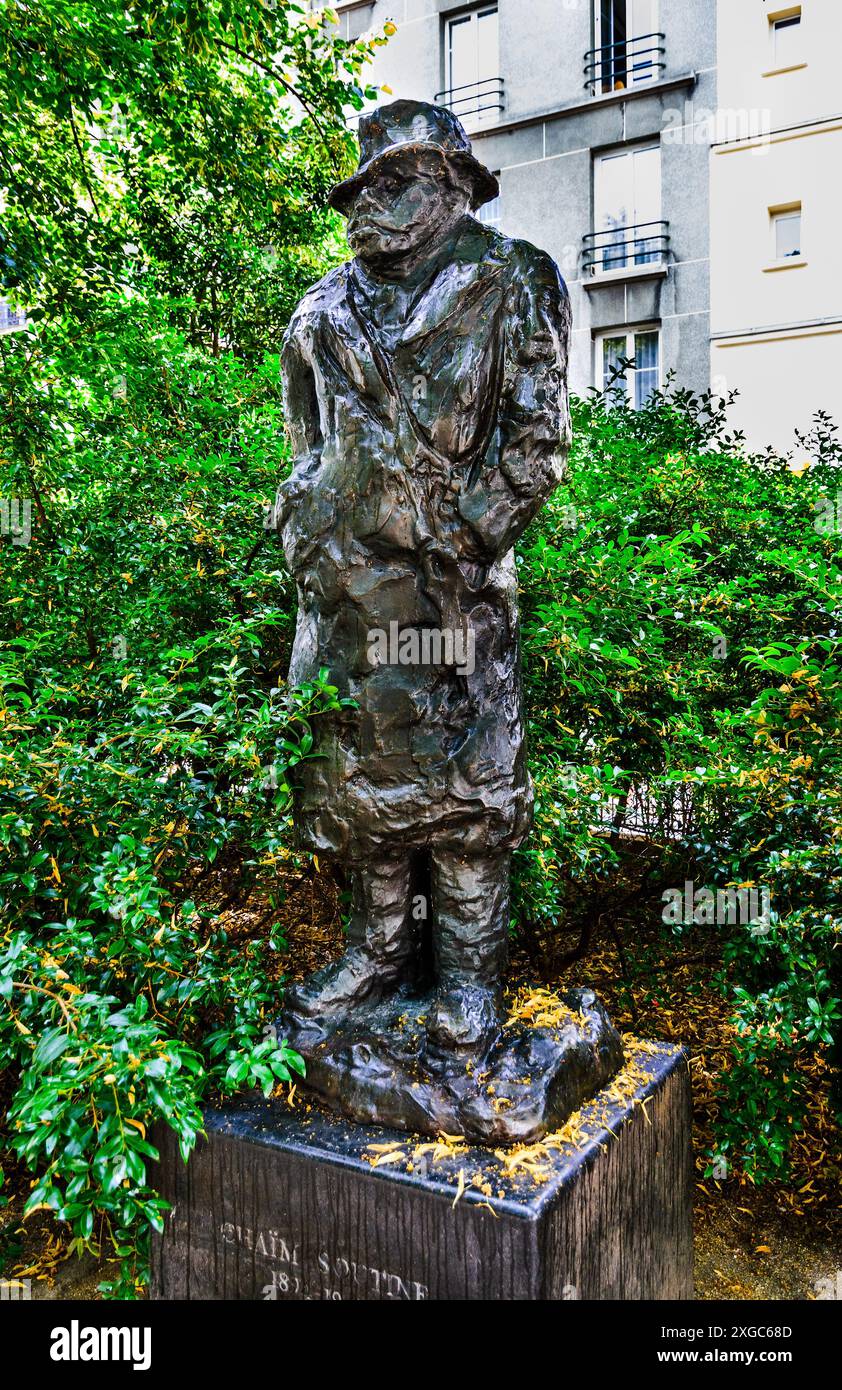 Statue de Chaim Soutine, peintre expressionniste russe, sur la petite place Gaston Baty, Paris 75014, France. Banque D'Images