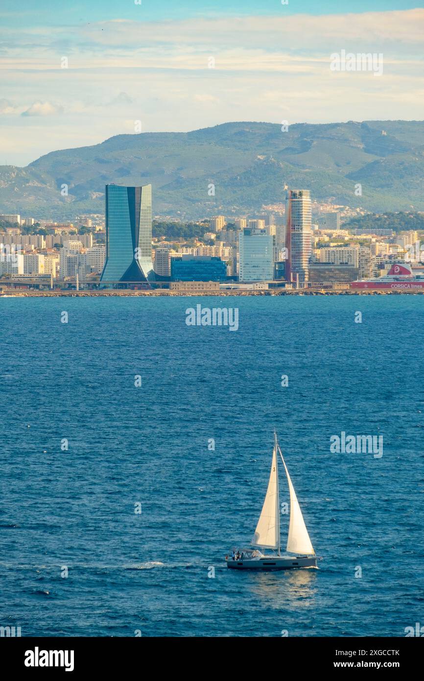 France, Bouches du Rhône, Marseille, Tour GMA-CGM et Marseillaise Banque D'Images