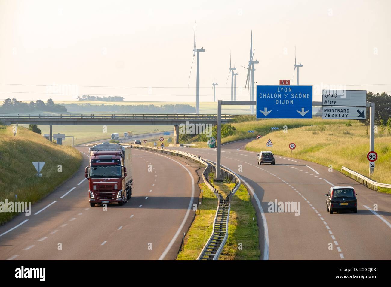 France, Yonne, autoroute A6 jusqu'à Avallon Banque D'Images