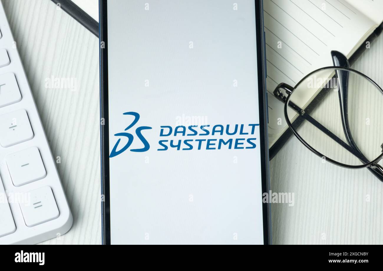 New York, États-Unis - 21 juin 2024 : logo Dassault systèmes sur l'écran du téléphone, icône de la société. Banque D'Images