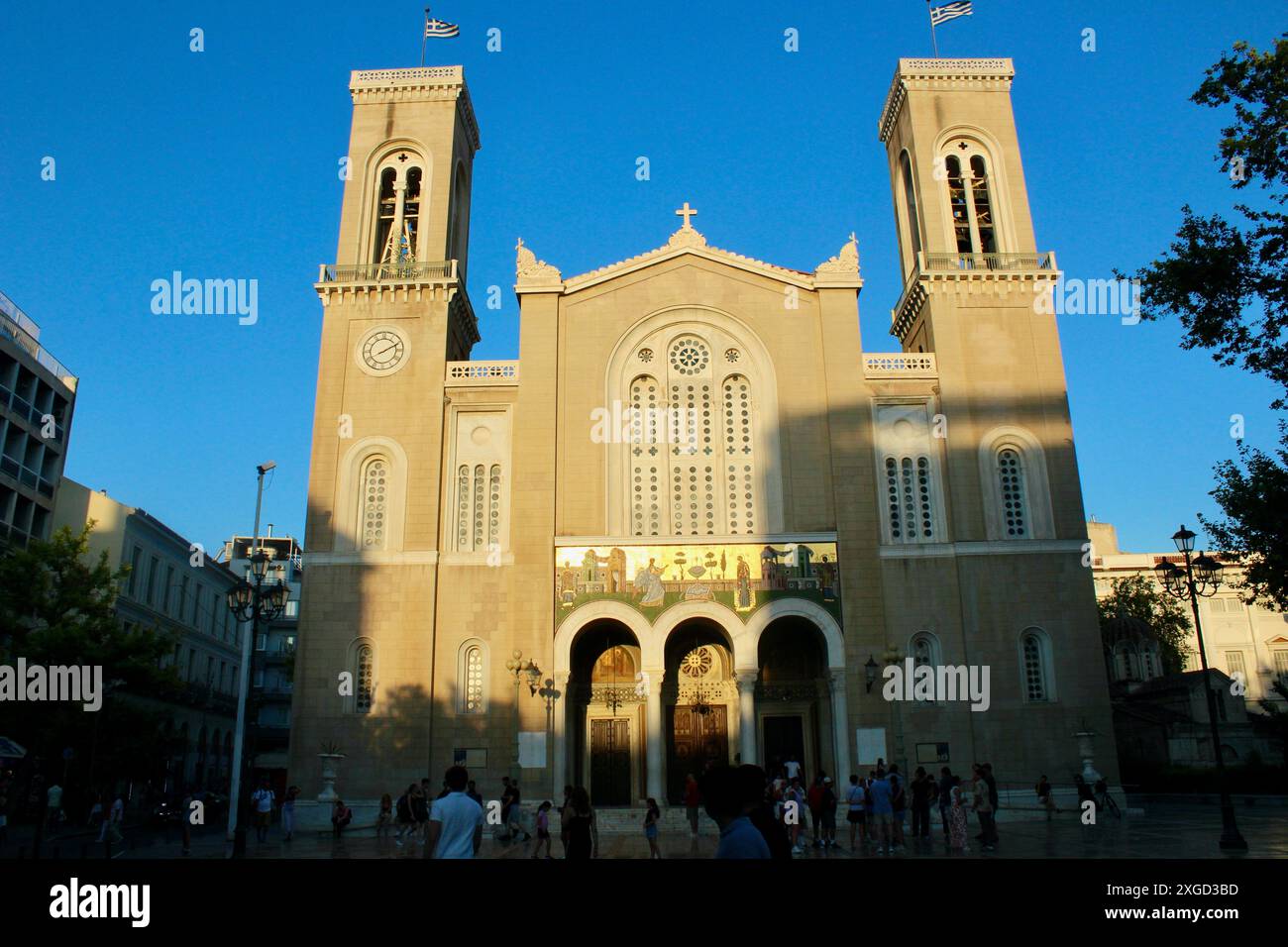 ÉGLISE DE PANAGIA GORGOEPIKOOS Mitropoleos Square athènes grèce avec des ombres Banque D'Images