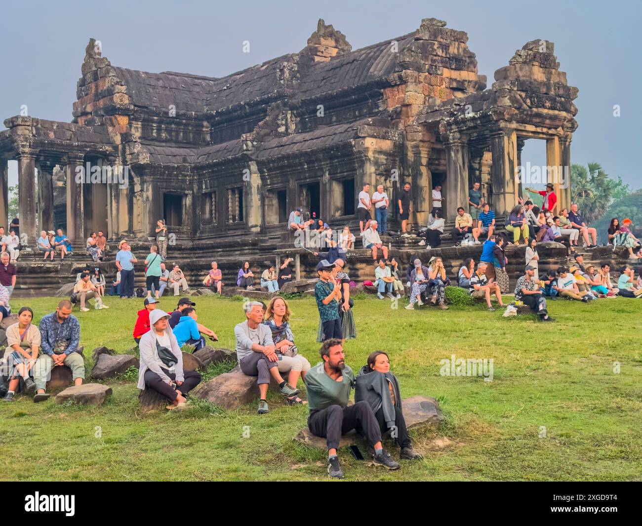 Angkor Wat, site du patrimoine mondial de l'UNESCO, un complexe de temples hindou-bouddhistes près de Siem Reap, Cambodge, Indochine, Asie du Sud-est, Asie Banque D'Images