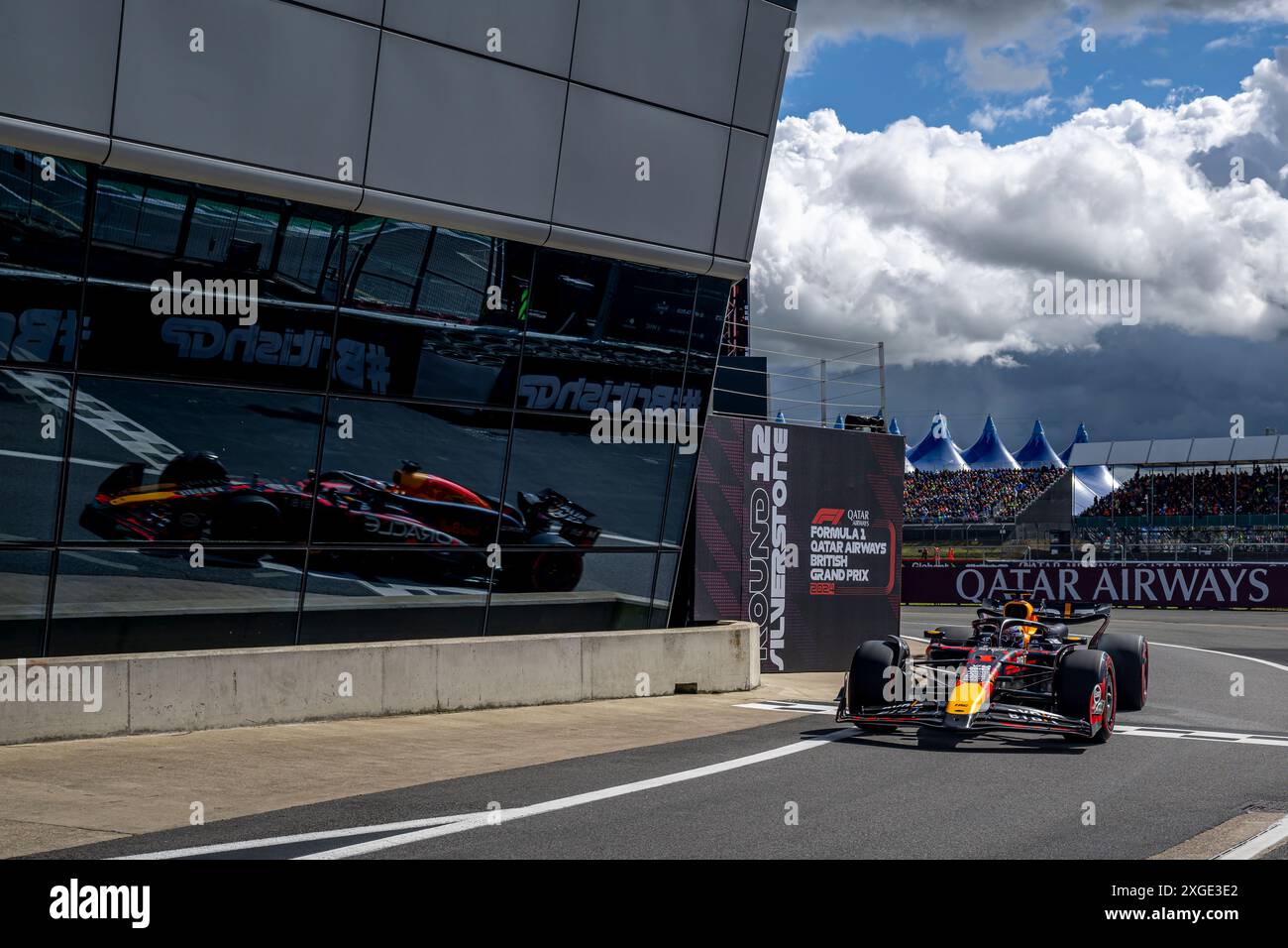 Silverstone, Royaume-Uni, 08 juillet 2024, Max Verstappen, des pays-Bas, concourt pour Red Bull Racing. Qualifications, 12e manche du championnat de formule 1 2024. Crédit : Michael Potts/Alamy Live News Banque D'Images