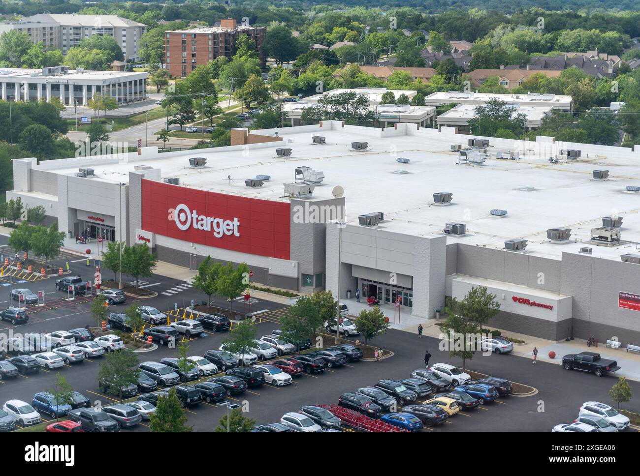 Magasin de rabais Target dans un centre commercial de banlieue Banque D'Images