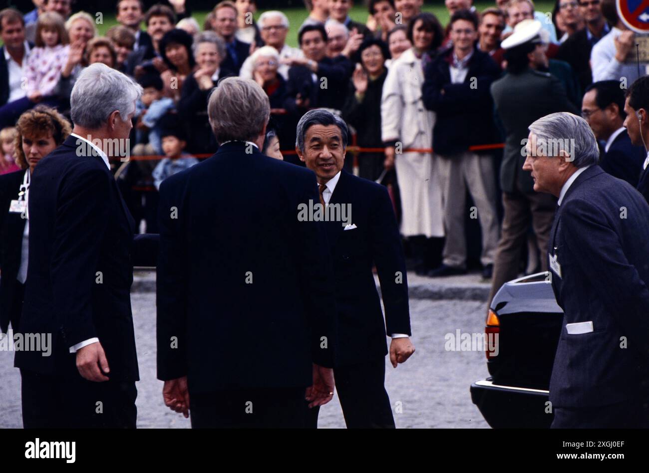 Akihito, * 23.12.1933, empereur (Tenno) du Japon 7.1.1989 - 30.4,2019, visite en Allemagne, ADDITIONAL-RIGHTS-LEARANCE-INFO-NOT-AVAILABLE Banque D'Images