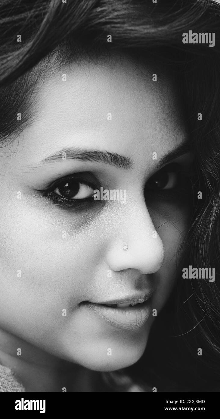 photos de portrait noir et blanc d'une femme Banque D'Images