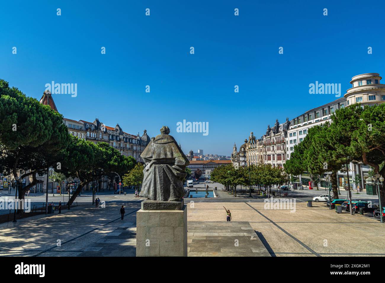 Les beautés de la ville portugaise, Porto : le quartier de Ribeira, la Torre dei Chierici, la gare Sao Bento et d'autres bâtiments monumentaux Banque D'Images