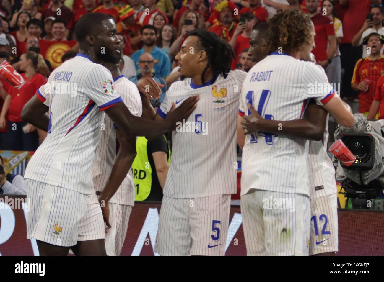 Munich, Allemagne, 9 juillet 2024. L’équipe nationale de France célèbre le premier but de son équipe lors du match entre l’Espagne et la France. UEFA Euro 2024 Allemagne. Demi-finales. Banque D'Images